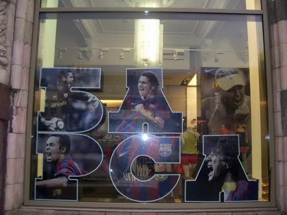 Наружная реклама: Наружное оформление световое и не световое  